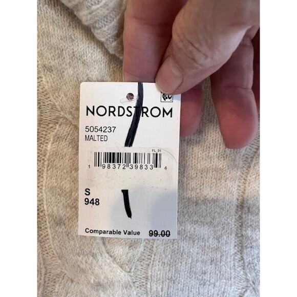 NEW 1.State Women’s Cable Snowflake ❄️ Sweater Size Small Beige NWT - Picture 6 of 8